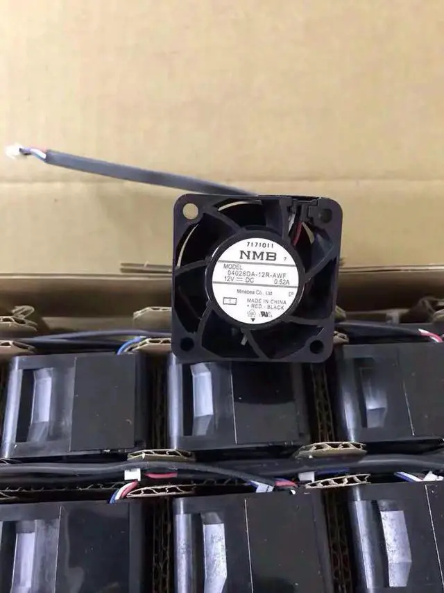 Alt view image 2 of 3 - for Server CPU Cooling 04028DA-12R-AUF 12V 0.52A 4 Wires 4 Pins Case Fan 40*28mm