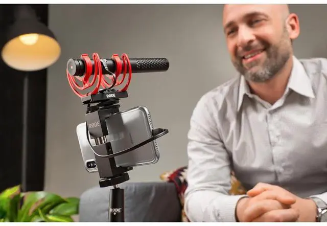 Alt view image 2 of 3 - RODE Microphones Road Microphones SC15 USB-C to Lightning Cable SC15