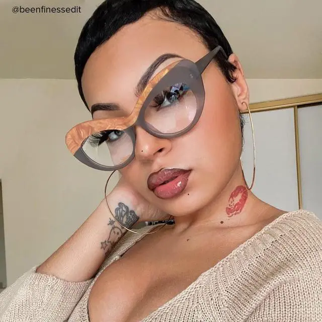 Alt view image 4 of 5 - Voogueme Thick Coffee Cat Eye Blue Light Glasses for Women, Block UV Anti Eyestrain Eyewear Lolade GWA245023-03 Medium