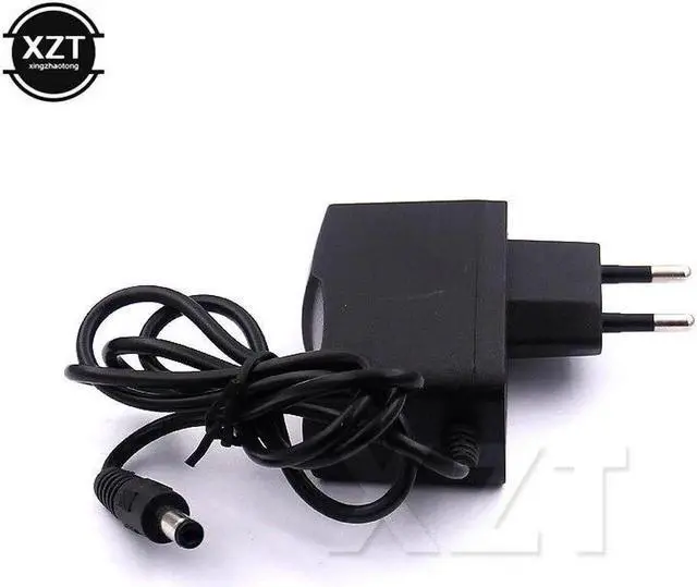 Alt view image 2 of 5 - 1PCS 4 Port VGA Splitter HD VGA Video sharing 1-in-4-out 350MHZ 15HDF 60M high frequency 2048 * 1536 power supply NEW