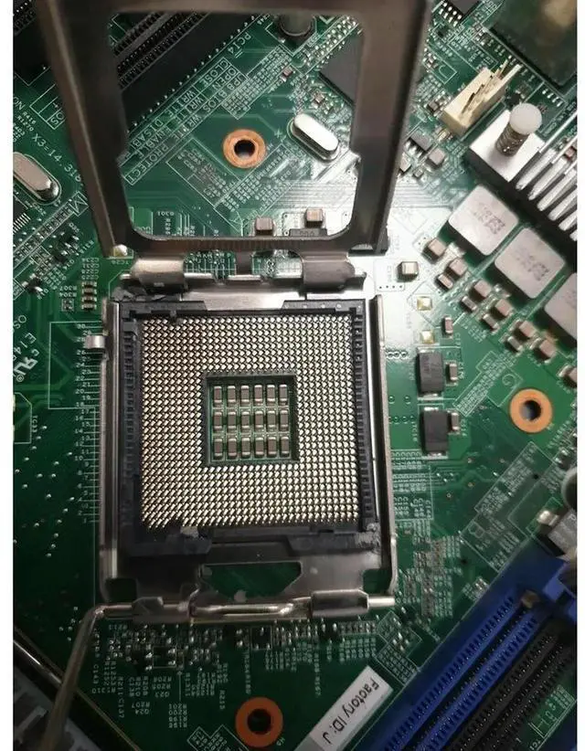 Alt view image 3 of 4 - Server Motherboard For For ProLiant ML110 G5 445072-001 457883-001 Good