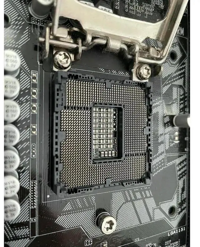 Alt view image 2 of 7 - Working Desktop Motherboard Z170-P D3 ATX LGA1151 DDR3 Z170 Good