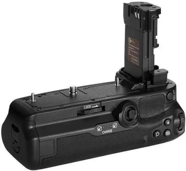 Main image of WISDUM Green Extreme BG-R10 Battery Grip for EOS R5 and R6 Cameras