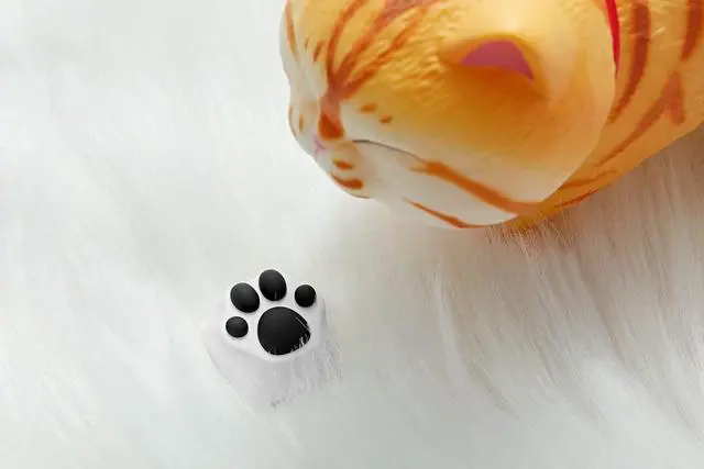 Alt view image 4 of 7 - ZOMOPLUS Cute Cat-Claws Keycap - 3D Model OEM Profile Custom Key Caps for Cherry MX Switches Mechanical Gaming Keyboard - Catpaw ESC-Key (WhiteGray-1pcs)