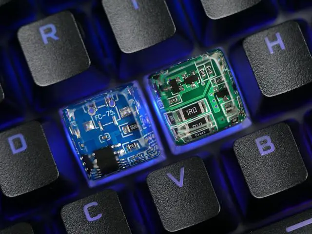 Alt view image 5 of 5 - DATCRAFT Cute Artisan Keycaps - Green Circuit Resin Custom Keycaps for Cherry MX Mechanical Keyboard