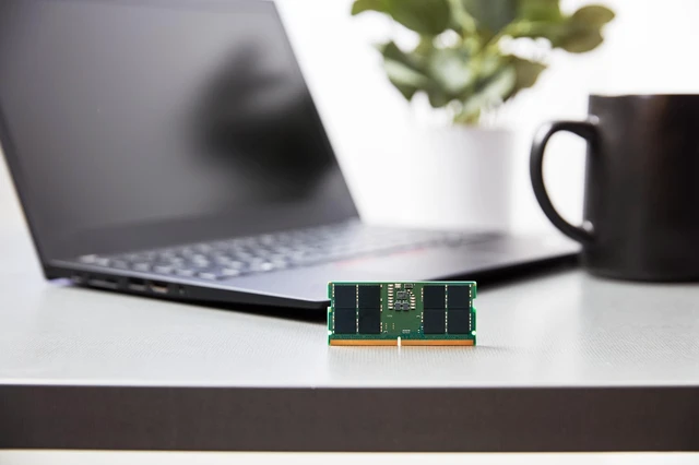 Alt view image 4 of 5 - Kingston 16GB DDR5 SDRAM Memory Module