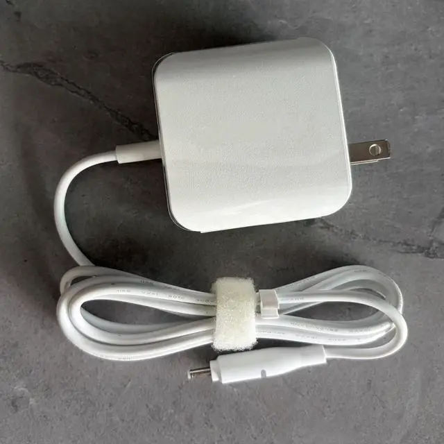 Main image of 19V2.37A 45W W16-045N4A W16-045N4C W16-045N4D Cord Compatible with Samsung Notebook 9 Pen 900X3N 900X3L 900X5N 900X5L 900X4D 930QAA NP900X3N Metal 9 NP900X3L W045R060L ac Adapter