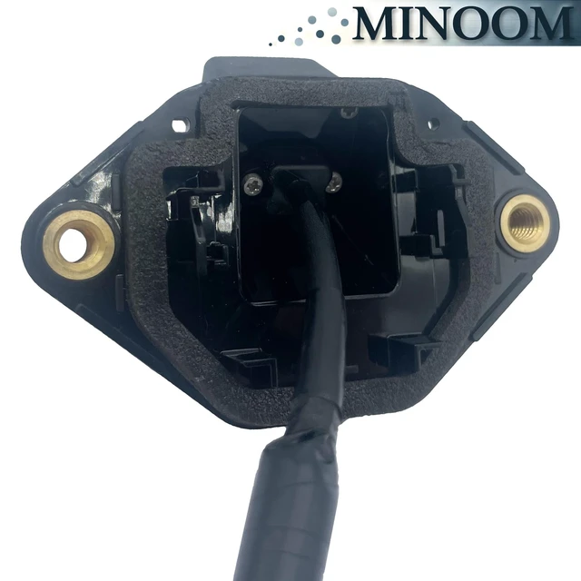 Alt view image 3 of 5 - MINOOM 28442-4EA0A Backup Rear View Camera Replacement for Nissan Qashqai 2015 2016 2017 2018 2019 Part No.#28442-4EA1B28442-4EA0B