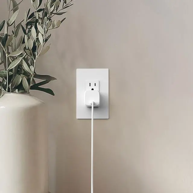 Alt view image 5 of 7 - Belkin BoostCharge USB C 30W GaN Wall Charger - iPhone Charger w/Power Delivery - iPhone Charger Fast Charging - USB C Charger Compatible with MacBook Pro, iPhone 14, iPhone 13, iPhone 12, iPad Pro