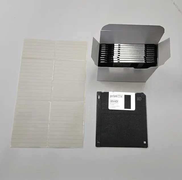 Alt view image 2 of 2 - _Mega Brand New 10 Pack of Floppy Disks. DS/HD 1.44 MB