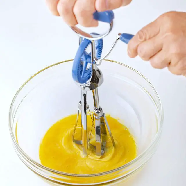 Alt view image 4 of 5 - by Progressive Egg Beater
