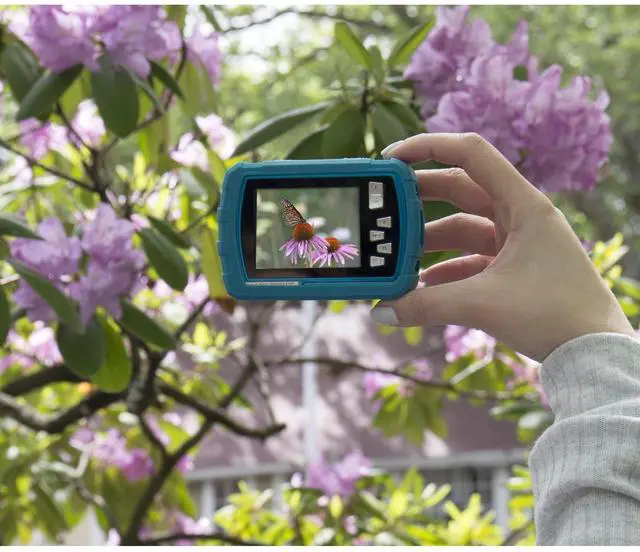 Alt view image 4 of 7 - Polaroid IS048 Waterproof Instant Sharing 16 MP Digital Portable Handheld Action Camera, Teal