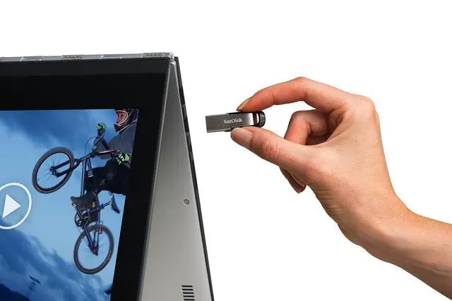 Alt view image 6 of 6 - 512GB Ultra Flair USB 3.0 Flash Drive - SDCZ73-512G-G46