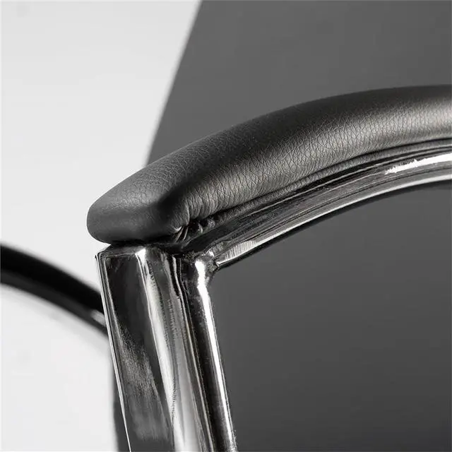 Alt view image 4 of 7 - Bush Business Furniture Modelo High Back Leather Executive Office Chair in Dark Gray