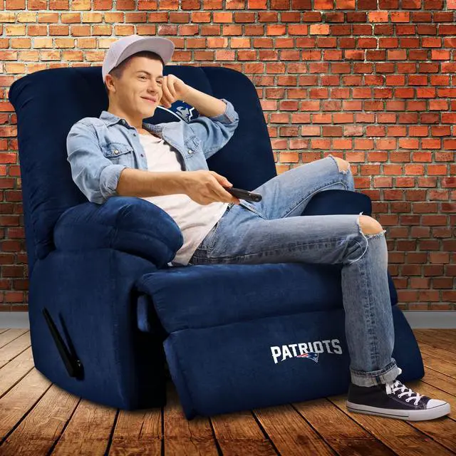 Alt view image 5 of 5 - Imperial Officially Licensed NFL Furniture: New England Patriots gM Recliner