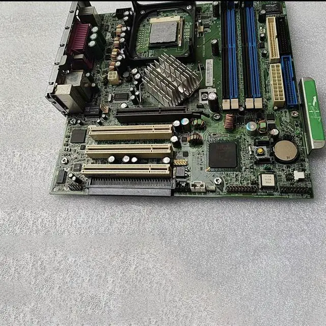 Alt view image 3 of 3 - D530 D330 P4SD 323091-001 305374-001 865G Desktop Motherboard