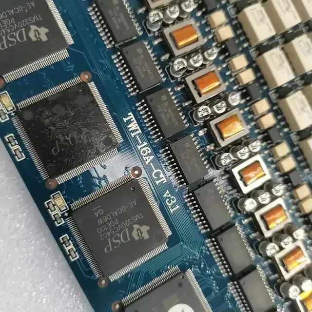 Alt view image 3 of 3 - TWI-16A-CT PCI voice card