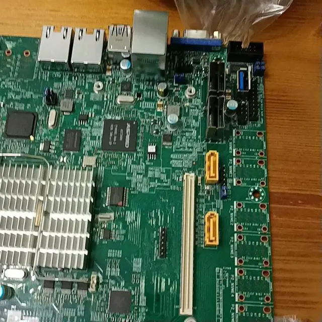 Alt view image 3 of 3 - For x99 Server motherboard x10DDW-i