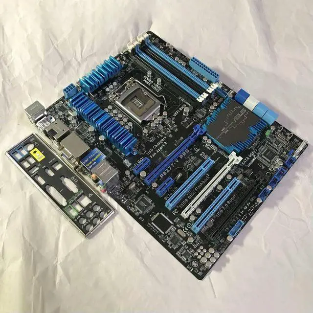 Main image of Desktop Motherboard For P8Z77-V PRO Z77 1155 WIFI DDR3 Good