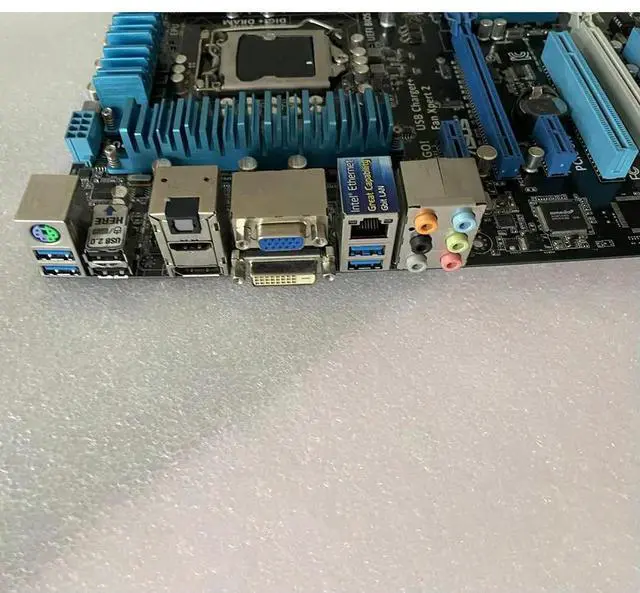 Alt view image 4 of 4 - Desktop Motherboard For P8Z77-V PRO Z77 1155 WIFI DDR3 Good
