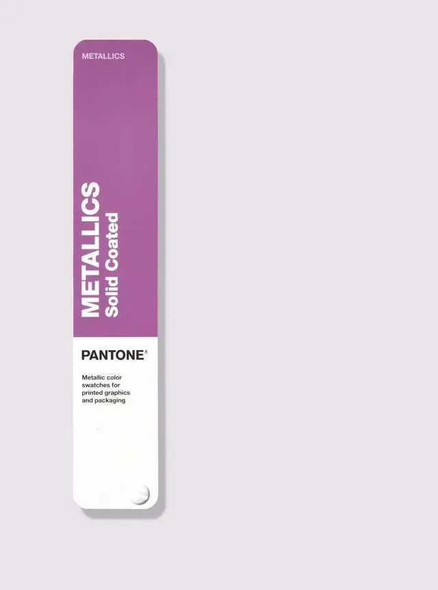 Alt view image 2 of 6 - Pantone GG1507B Metallics Guide - Gloss aqueous and metallic coated reference fan deck in a chromatic colour arrangement
