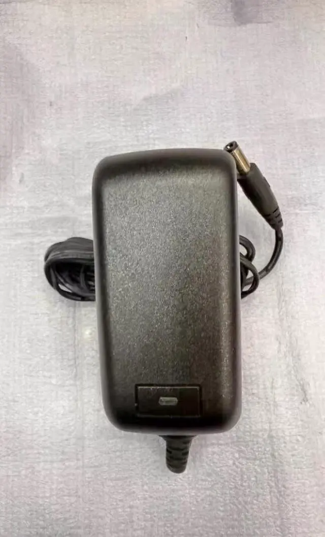 Alt view image 3 of 6 - 12V 3A Power Supply Charger (Input AC 100V-240V, Output DC 12 Volt 3 Amp 36 Watt) Adapter Switching Transformer Converter DC 5.5mm x 2.1mm / 5.5mm x 2.5mm Universal