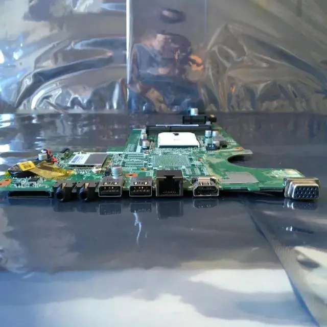 Alt view image 3 of 4 - For Pavilion G6 Motherboard DA0R53MB6E1 Rev:E Mainboard 100% Tested Fully Work