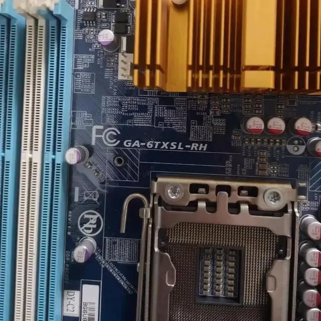 Alt view image 2 of 3 - GA-6TXSL-RH For 1366 Pin DDR3 X58 Mainboard 100% Tested Fully Work