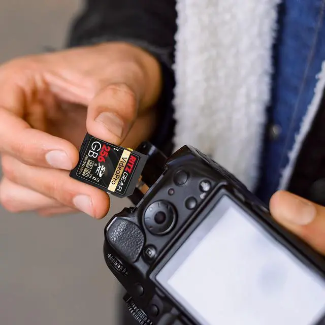 Alt view image 3 of 5 - Ritz Gear Video Pro SD UHS-II 256GB SDXC Memory Card 4-Pack U3 V90 A1, Extreme Performance Professional (R 280mb/s 250mb/s W) for Advanced DSLR,Well-Suited for Video, Including 4K,8K, 3D, Full HD