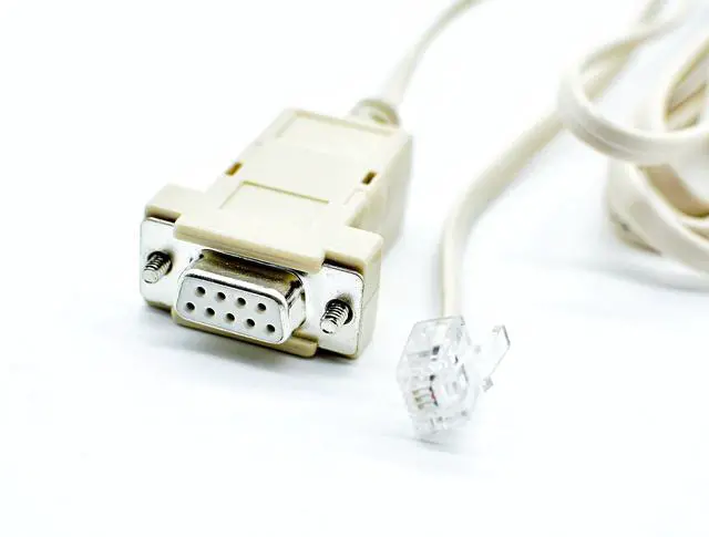 Alt view image 2 of 4 - CineRAID RS-232 to RJ-11 Cable (1.5 Meters/5 feet)