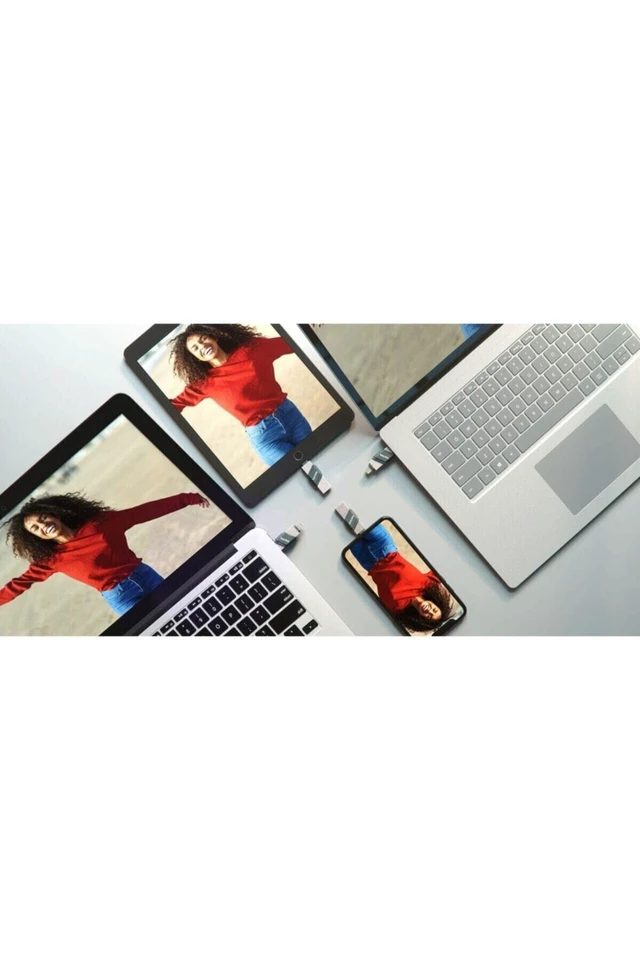 Alt view image 2 of 5 - SanDisk 128GB iXpand USB Flash Drive Flip SDIX90N-128G