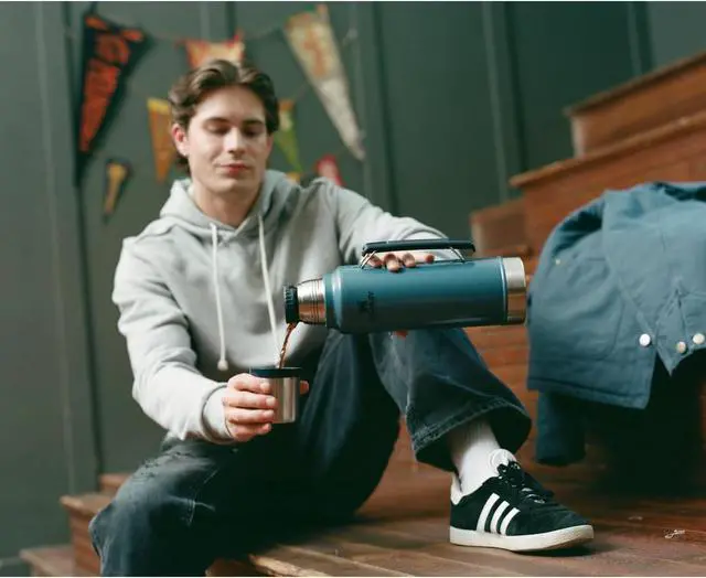 Alt view image 4 of 6 - Stanley Classic Legendary Vacuum Bottle