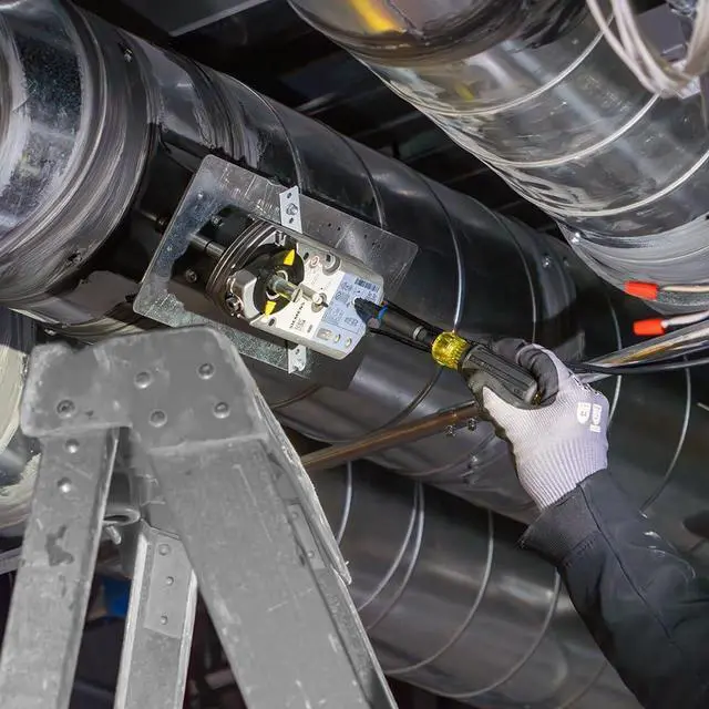 Alt view image 6 of 7 - Klein Tools 32527HD KNECT 11-in-1 HVAC Multi-Bit Screwdriver/Nut Driver Impact Rated with Phillips Slotted Square and Schrader Bits