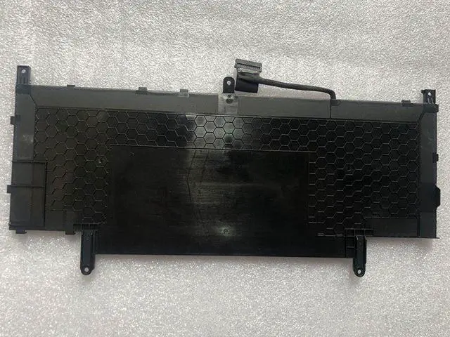 Alt view image 2 of 2 - 48.5WH V5K68 battery for DELL Latitude 9510 9520 2-in-1 Series 21CP4/60/81-2