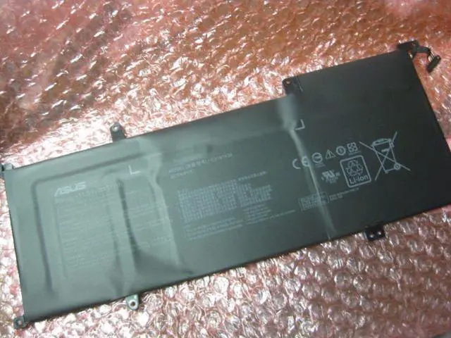 Main image of 57Wh C31N1539 Battery for ASUS ZenBook UX305UA 0B200-01180200 31CP4/91/91 Series