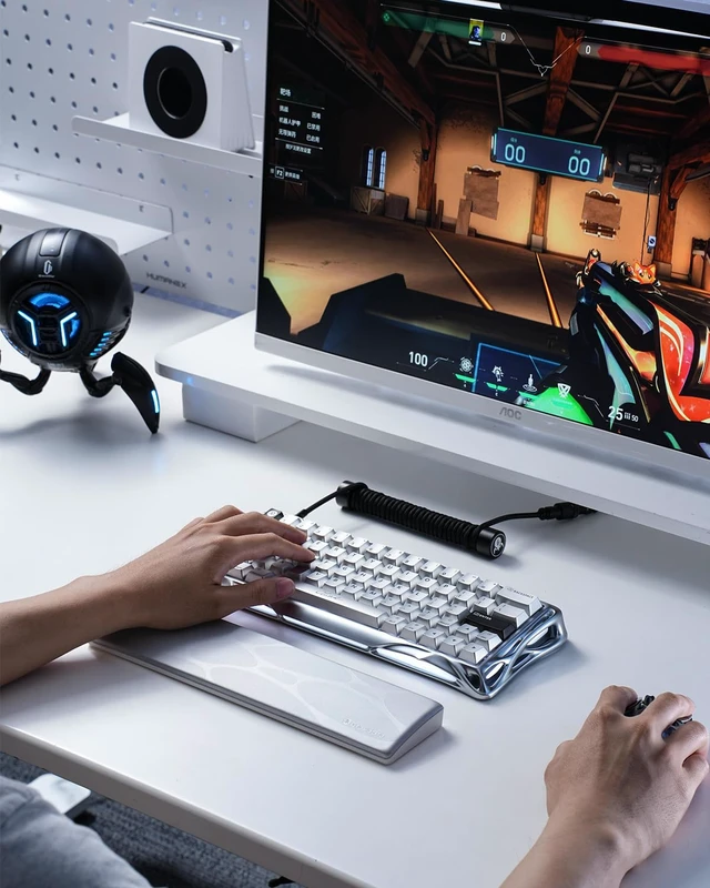 Alt view image 2 of 7 - Mercury V60 pro Keyboard Wrist Rest Pad - Sliver