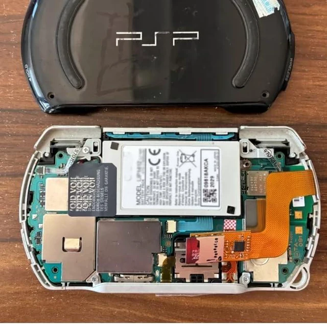 Alt view image 6 of 7 - M2 to Micro SD Adaper Card with Flex Cable