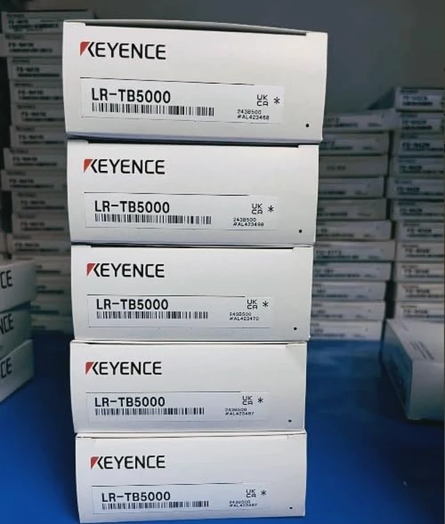 Alt view image 3 of 7 - 1PCS 100% New KEYENCE Laser Sensor LR-TB5000 Photoelectric Detection Sensor 20-30V DC LPS/50mA