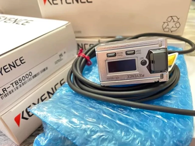 Alt view image 4 of 7 - 1PCS 100% New KEYENCE Laser Sensor LR-TB5000 Photoelectric Detection Sensor 20-30V DC LPS/50mA