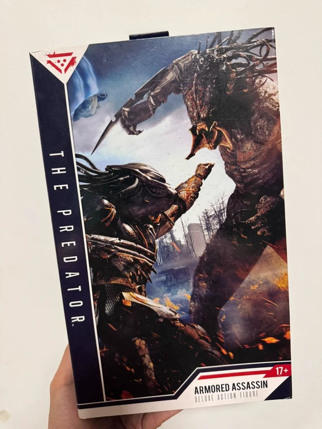 Main image of Ultimate Predator Action Figure 7 Inch Scale Complete Accessories Set Collectible Sci-Fi Movie Model