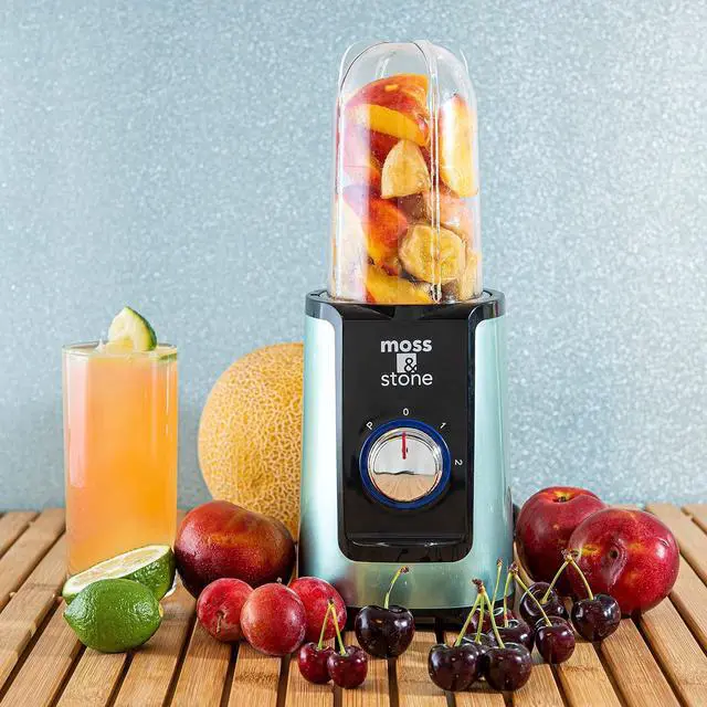 Alt view image 6 of 6 - Moss & Stone Smoothie Blender - Compact Personal Blender with Additional Cups for Frozen Drinks & To-Go Portable Cups with Lids