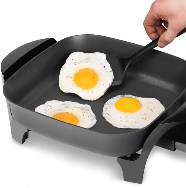 Alt view image 3 of 7 - Presto 06626 11 inch Electric Skillet w/glass lid