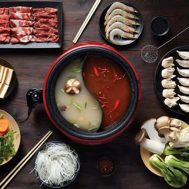 Alt view image 6 of 7 - Starfrit The Rock Dual-Sided Electric Hot Pot - 3L - Rock.Tec Non-Stick - Variable Temperature Control - 1200W