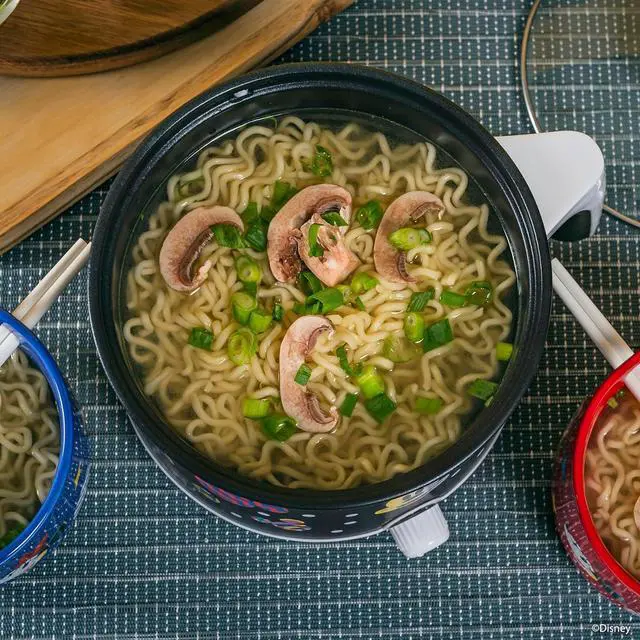 Alt view image 3 of 7 - Uncanny Brands Disney Mickey Mouse Hot Pot with Ramen Bowls - Cook with Your Favorite Disney Character