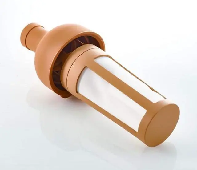 Alt view image 2 of 6 - Hario Cold Brew Coffee Wine Bottle, 650ml, Brown