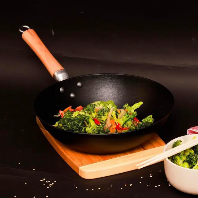 Alt view image 3 of 7 - Joyce Chen 23-0003, Lightweight Cast Iron Stir Fry, 11.5-Inch