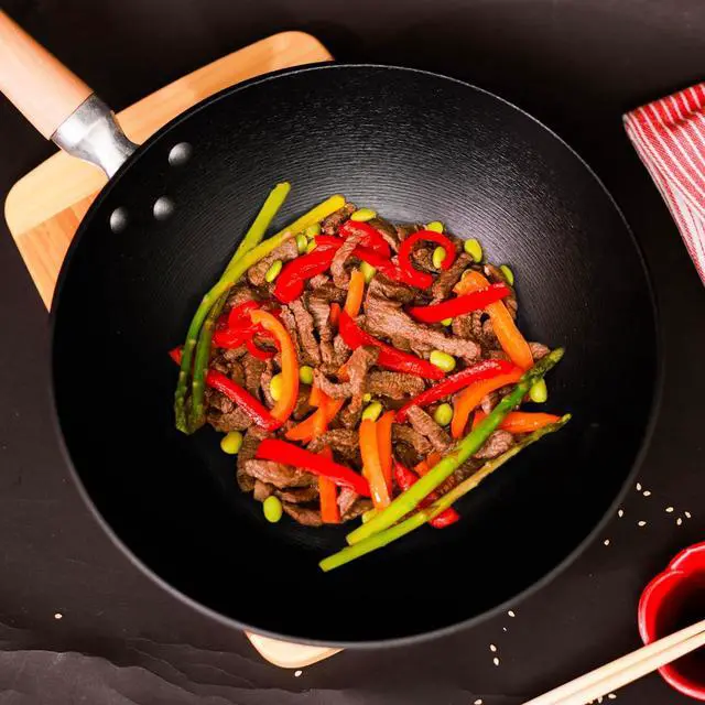 Alt view image 4 of 7 - Joyce Chen 23-0003, Lightweight Cast Iron Stir Fry, 11.5-Inch