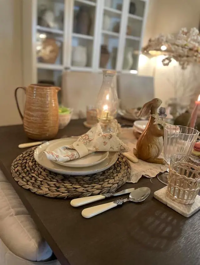 Alt view image 4 of 7 - Annova Flatware 20 Pieces Set/Stainless Steel Vintage Silverware/Cutlery, Dinner Knife/Dinner Fork/Salad Fork/Dinner Spoon/Dessert Spoon, Mirror Polished, Service for 4 - Ivory/Cream