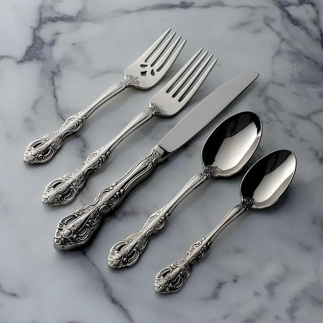 Alt view image 5 of 7 - Oneida Michelangelo 20-Piece Flatware Set, Service for 4