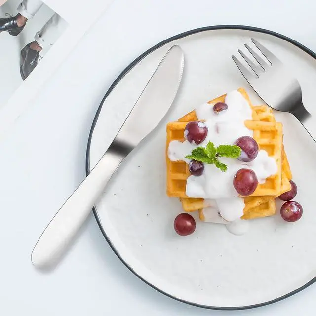 Alt view image 3 of 7 - VANRA Premium 18/8 Stainless Steel Children Cutlery Set 6.6-inch Kids Dinner Knives Set 4 Pieces Silverware Flatware Utensil Set for Home School (4 Knives)